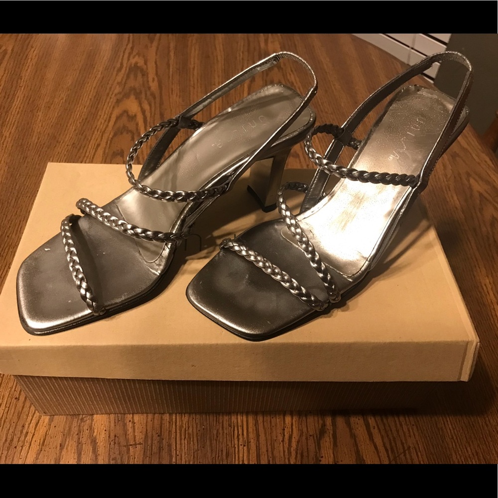 Silver strapped heel! Beautiful shoe VGC